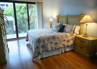 Masterbedroom of Nautical Paradise Rental Suite at the 1800 Atlantic Resort
